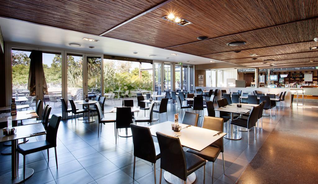 Villa Noosa Hotel Noosaville Ngoại thất bức ảnh
