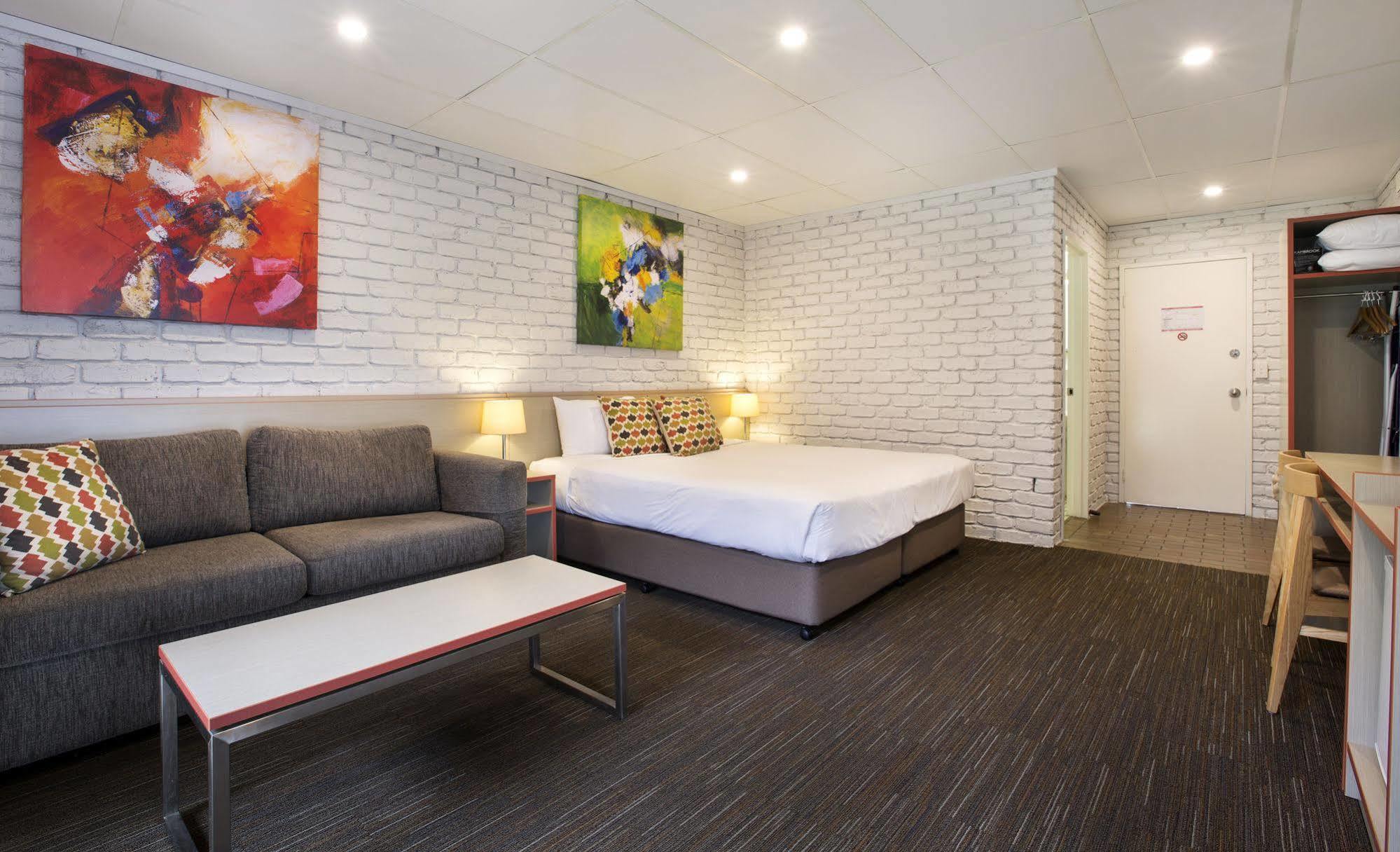 Villa Noosa Hotel Noosaville Ngoại thất bức ảnh